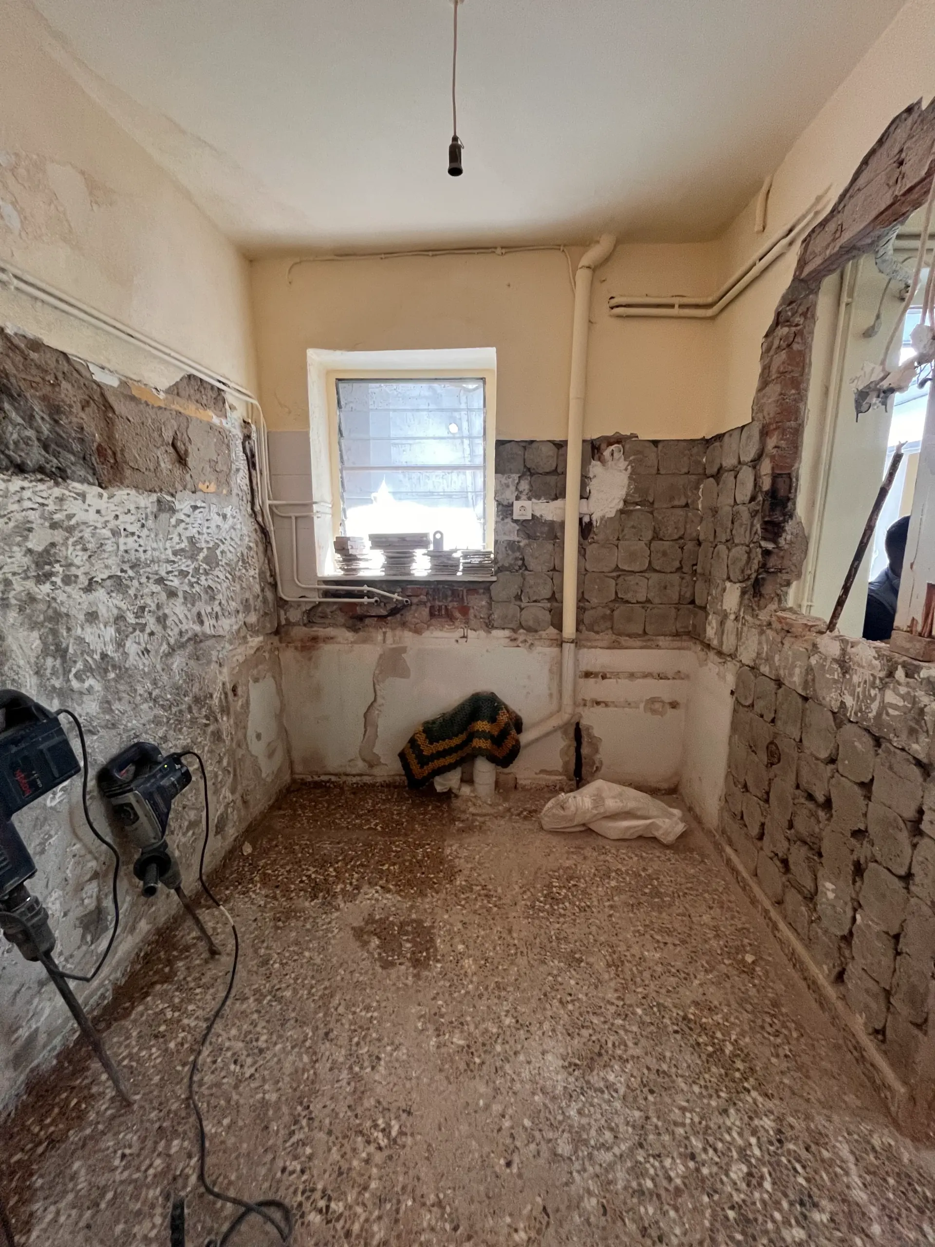 ΚΟΥΖΙΝΑ_ΠΡΙΝ Ανακαίνιση Ισόγειας Μονοκατοικίας - Τεχνικο Γρφειο Βολος